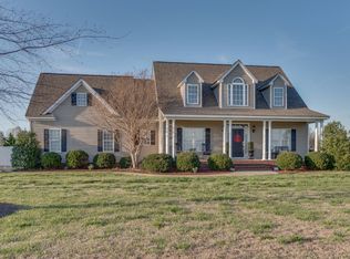 652 Hunters Pointe Rd, Nashville, NC 27856