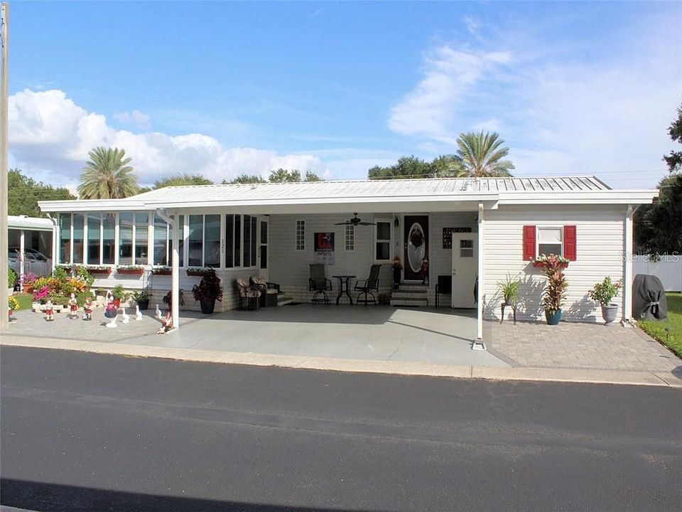 1st image of 121 Royal Palm Cir