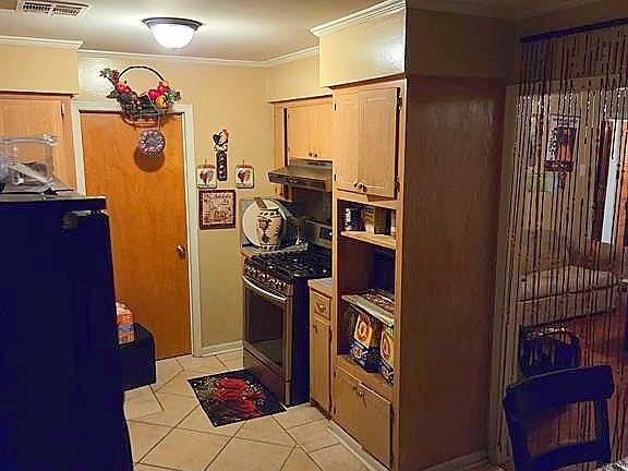 3rd image of 356 Rosedon Dr