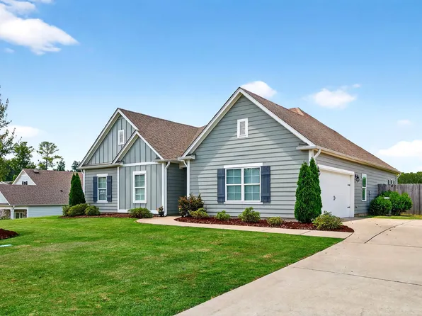 1459 Mountain Laurel Ln, Moody, AL 35004