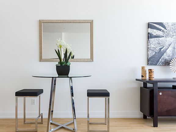 3rd image of 900 W Olympic Blvd Unit 38H