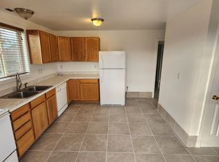 53 W Beech Ave, Hermiston, OR 97838