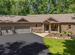 10748 King Rd, Davisburg, MI 48350