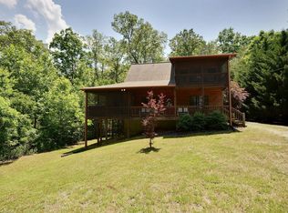 212 Pine Forest Loop, Blue Ridge, GA 30513
