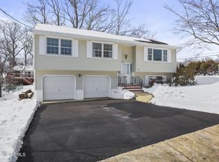 36 Ruth Pl, Eatontown, NJ 07724