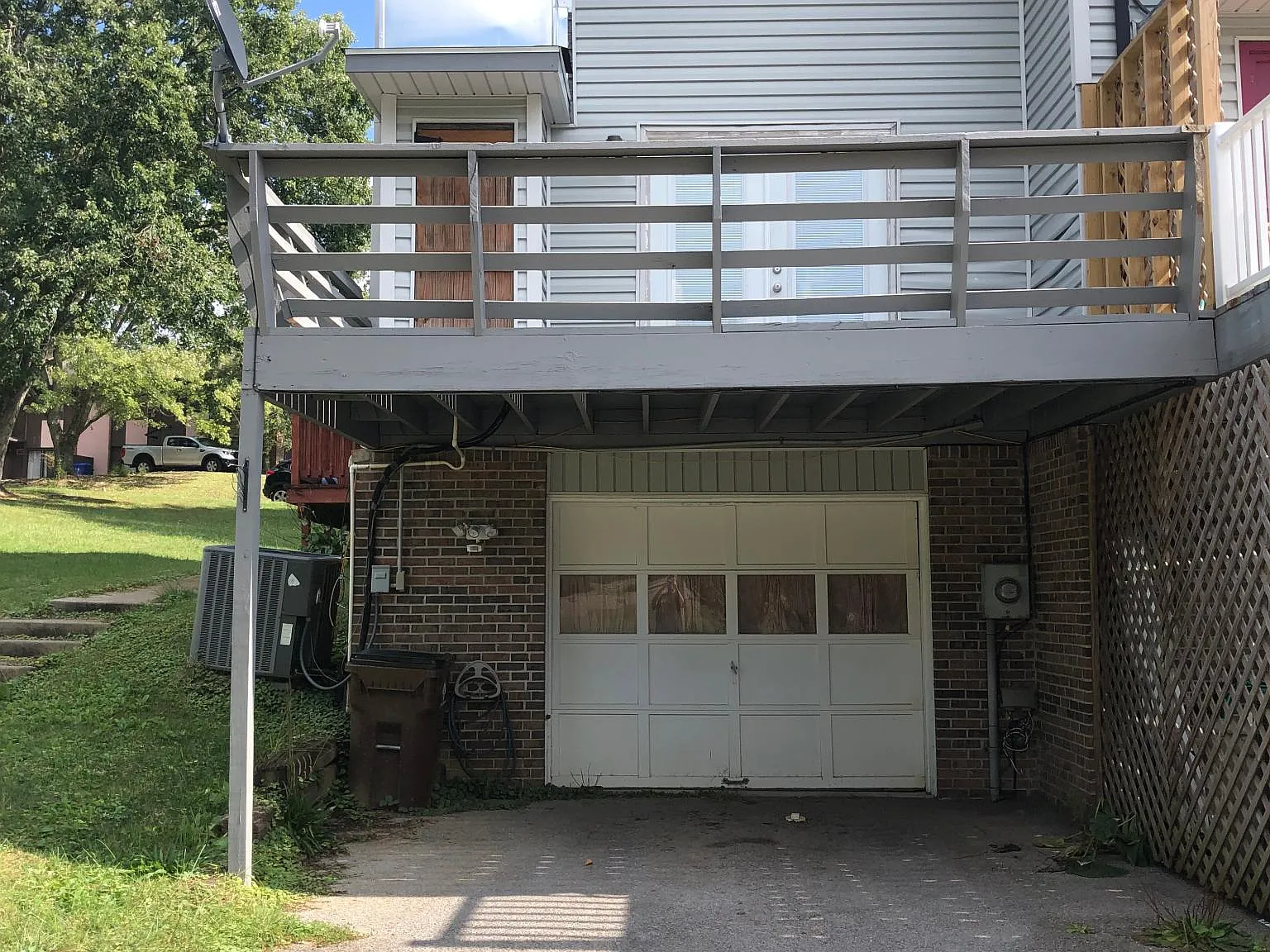 2 bed, 1.5 bath, 1152 sqft, $1,400 — Photo 2