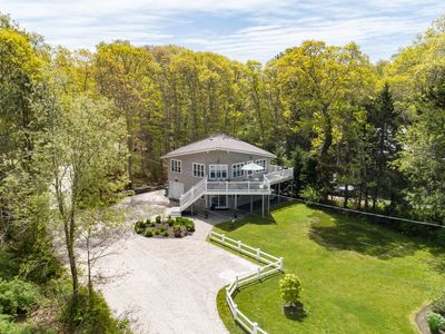 49 Old Shore Rd, Falmouth, MA, 02540