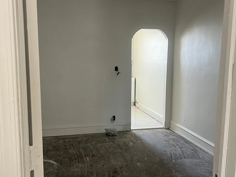 202 W Godfrey Ave #1 — Photo 4