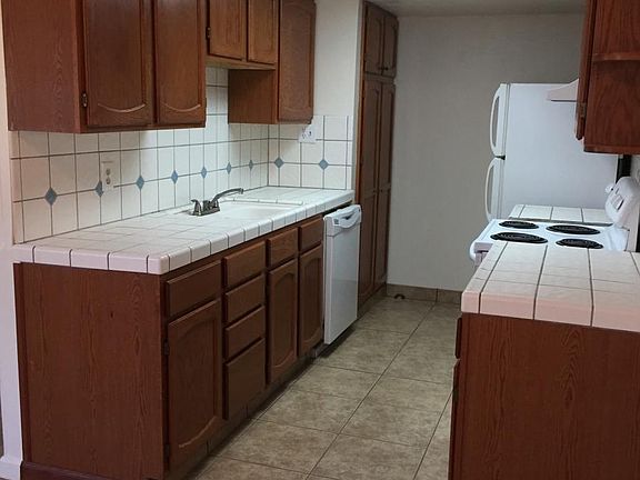 3rd image of 4964 N Holt Ave APT 101
