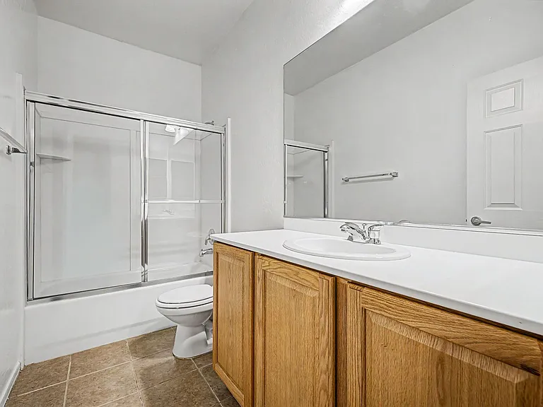 2539 Evening Twilight Ave — Photo 20