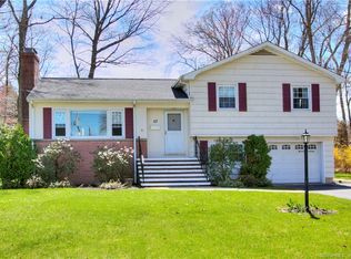 117 Cottage St, Trumbull, CT 06611