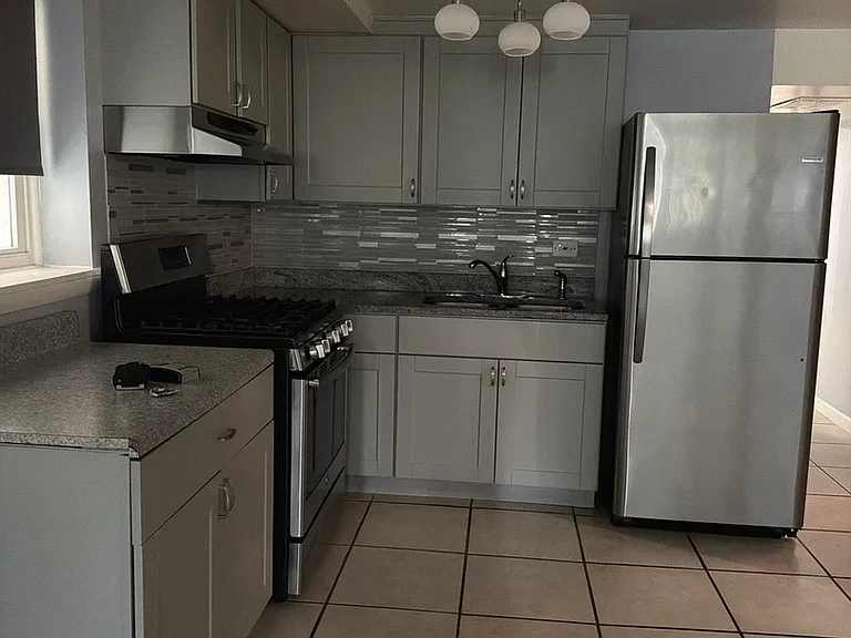 7732 W Addison St #G — Photo 7