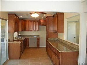 4th image of 25080 Jaclyn Ave