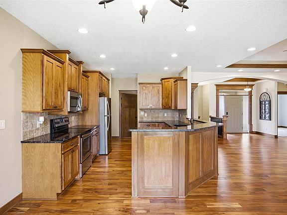 4th image of 4406 NE Rio Ct