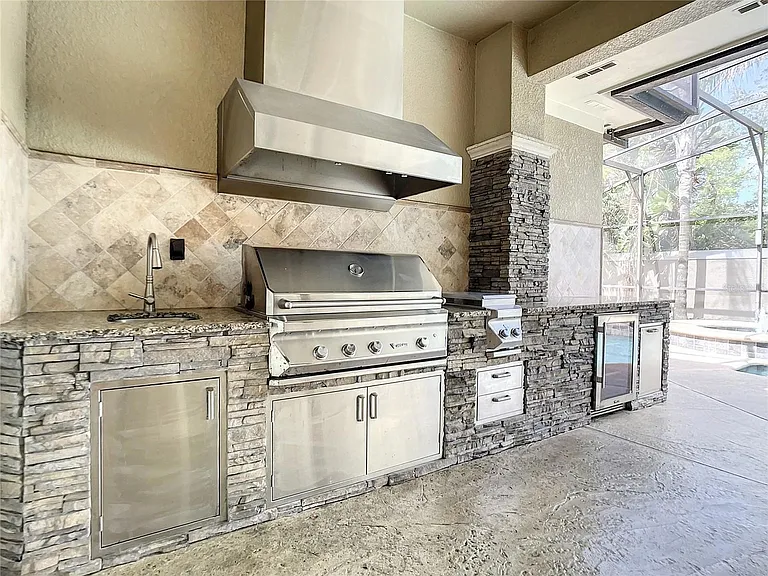 14576 Dover Forest Dr — Photo 9