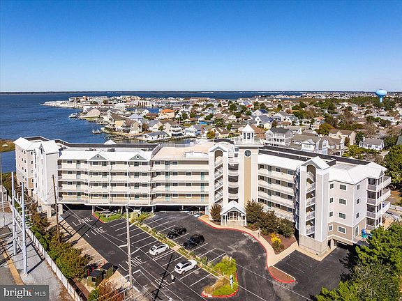 5th image of 104 85th St Unit 302