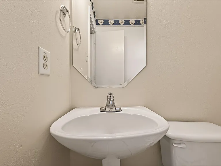 15903 Timber Chase Dr — Photo 24