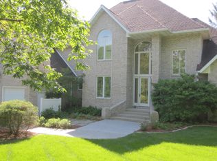 3209 Maplewood Cir, Ames, IA 50014