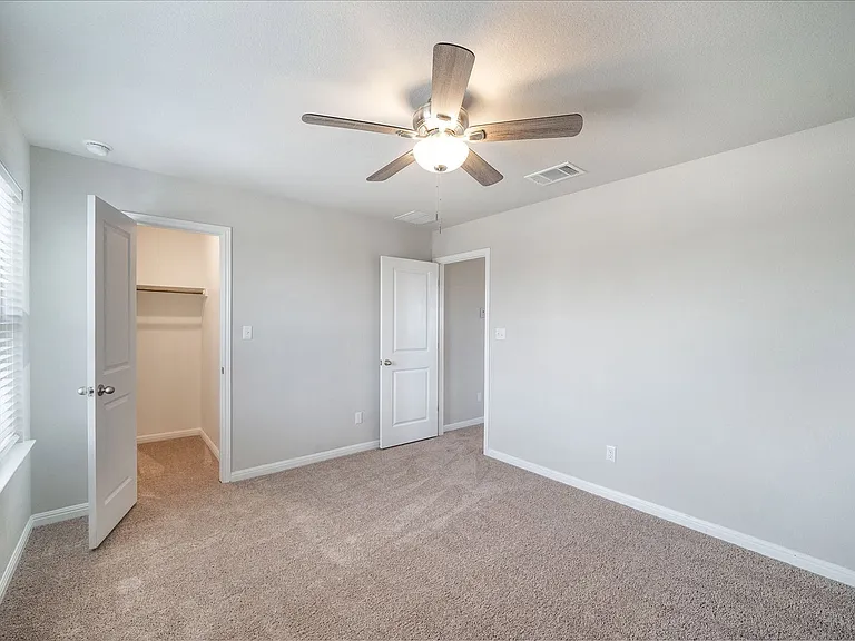 188 Shooting Star Dr — Photo 17