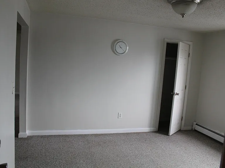243 Robeson St #6 — Photo 12