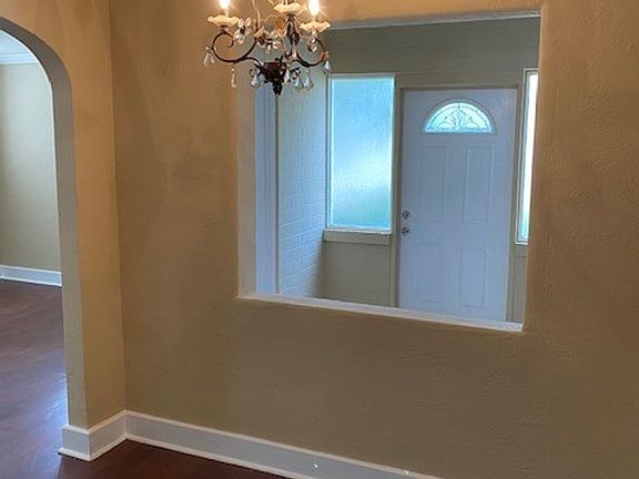 5th image of 735 N Westmoreland Dr #7311-1