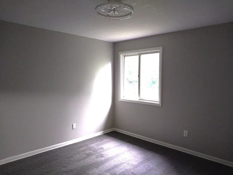 30522 Severn Ln — Photo 12