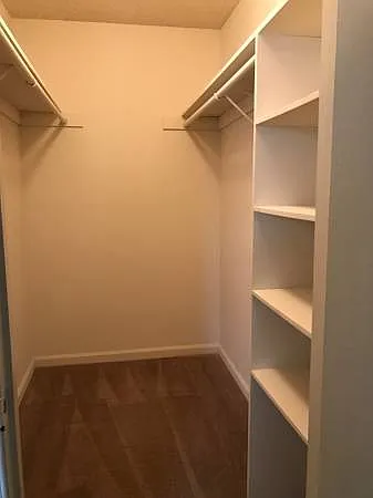 125 Village Ln — Photo 3