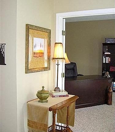 4th image of 9288 Ashcroft Ln
