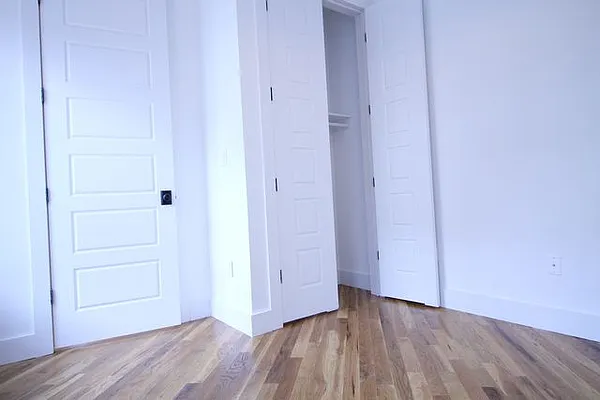 Rented by Elite NY Holdings | media 30