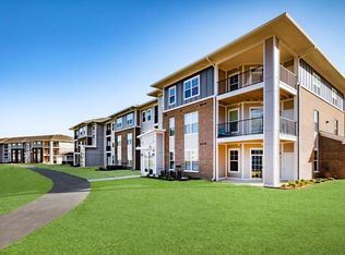 Flats at Stones Crossing, Greenwood, IN 46143