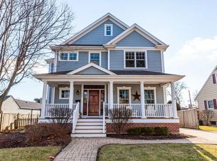 439 Grant St, Downers Grove, IL 60515