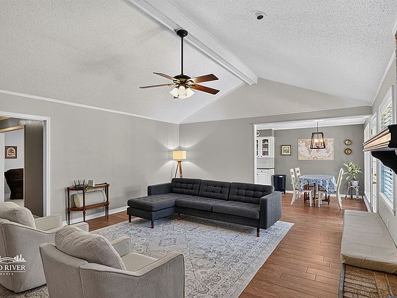 5th image of 306 Ellerbe Ridge Dr