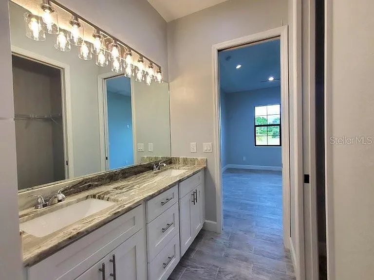 1038 San Cristobal Ave — Photo 11