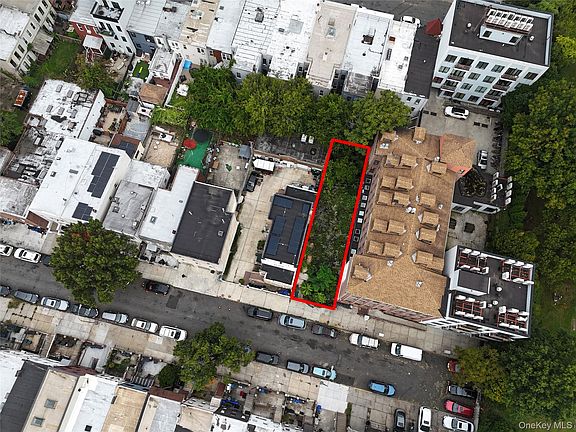 3rd image of 103 Vanderveer Street