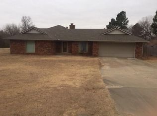 26 Fairview Ln, Shawnee, OK 74804