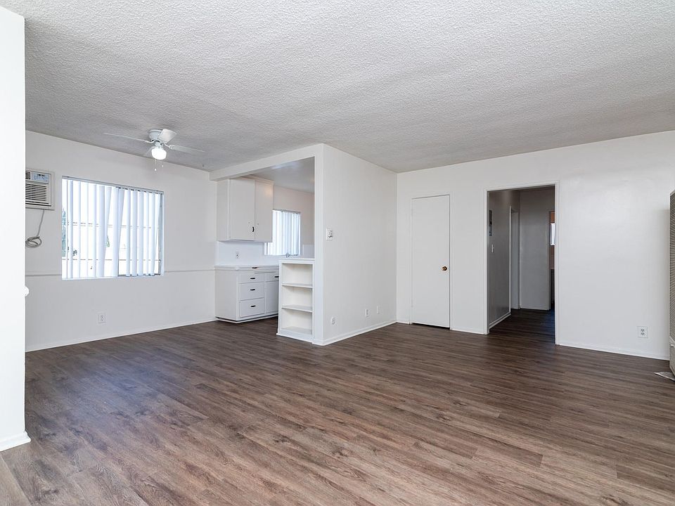 1st image of 543 N Ardmore Ave APT 4