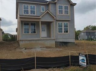 3912 SW Stoney Brook Dr, Lees Summit, MO 64082