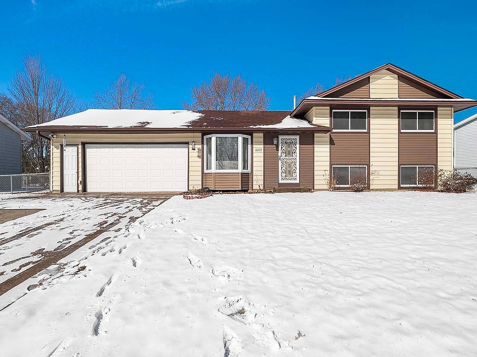 1st image of 10572 Crooked Lake Blvd NW