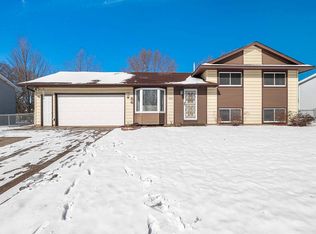 10572 Crooked Lake Blvd NW, Coon Rapids, MN 55433