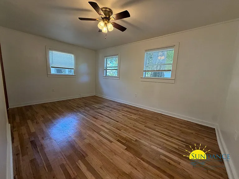 107 Magnolia Ave SE — Photo 6