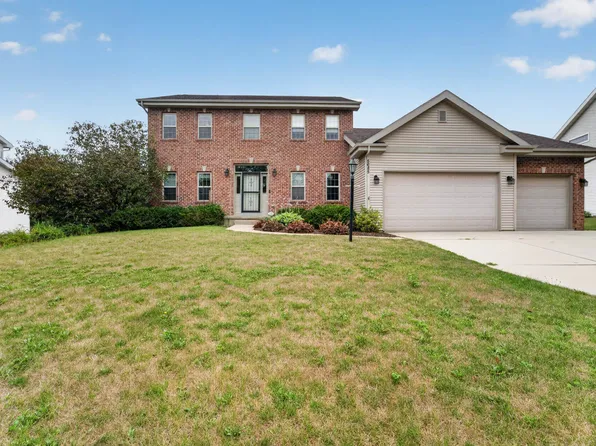 5685 Kinsale Dr, Fitchburg, WI 53711