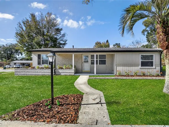 636 S Wellington Dr, Deltona, FL 32725