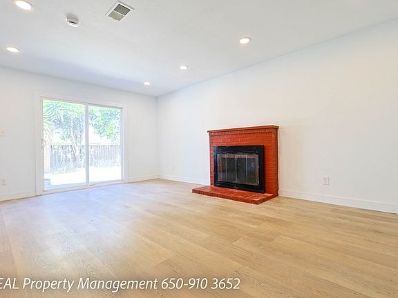 2nd image of 35931 Brandywine St