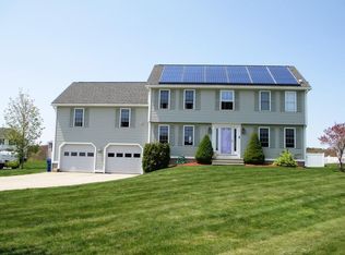 2 Vanessa Cir, Rutland, MA 01543