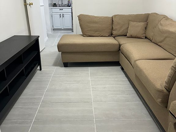 3rd image of 40 Vineland Ave Floor 2