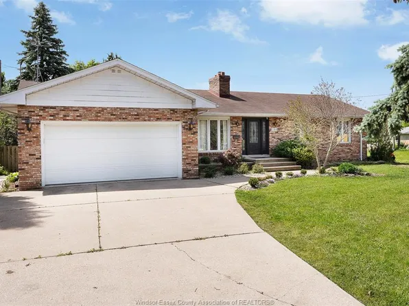 255 Fort St, Amherstburg, ON N9V 1C1