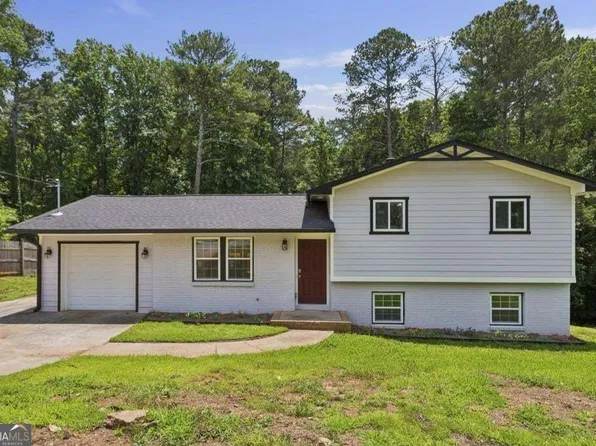371 Pine Valley Rd SW, Mableton, GA 30126