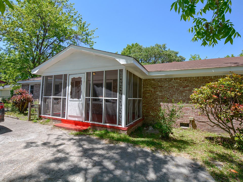 1st image of 4961 Nesbit Ave