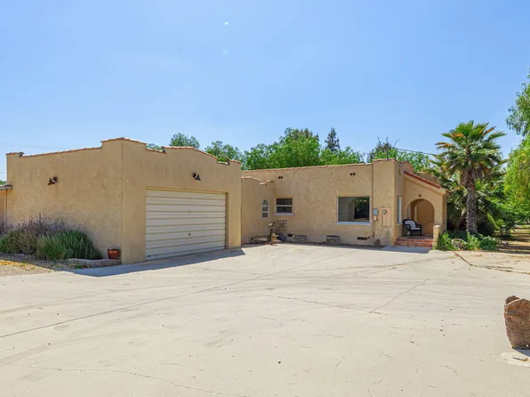 16062 Baker Canyon Rd, Saugus, CA 91390
