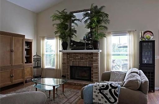 4th image of 5520 Redbud Ct